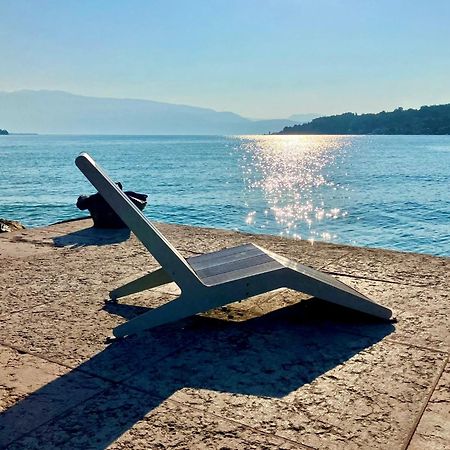 Villa Donne del Lago Vittoria Salò Esterno foto